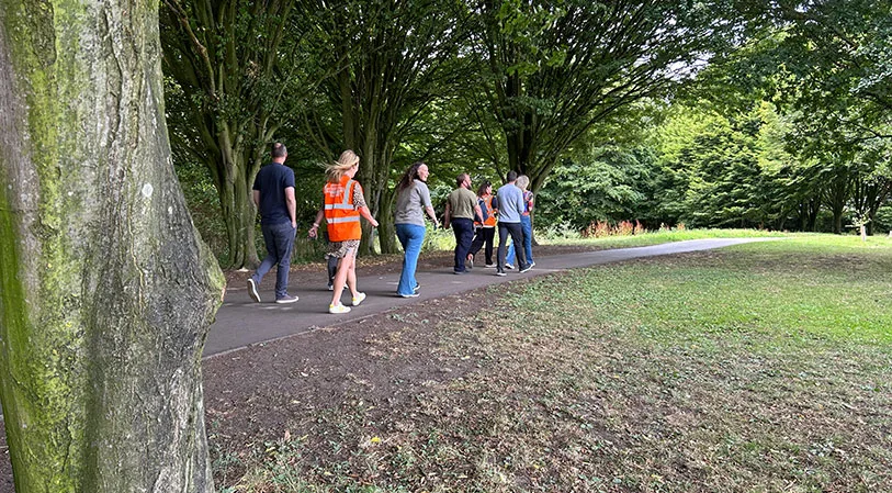 A guided wellbeing walk through Westminster Park in Chester