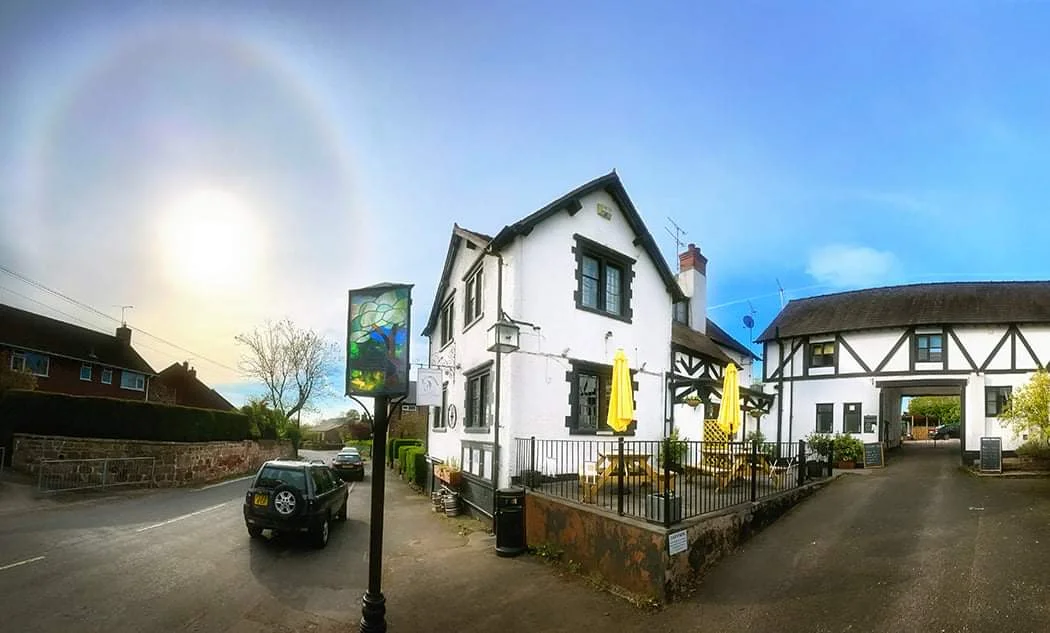 The White Horse Inn on Main Street, Great Barrow